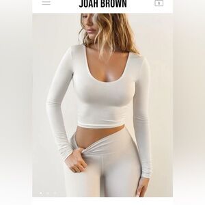 Joah Brown Scoop Neck Long Sleeve